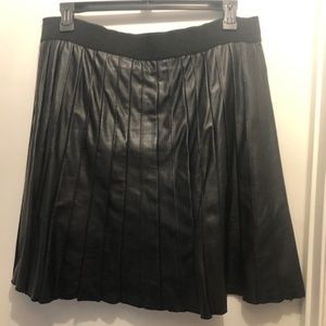 Women's Skirt - Size 16